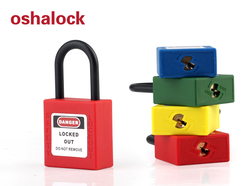 Insulated padlock
