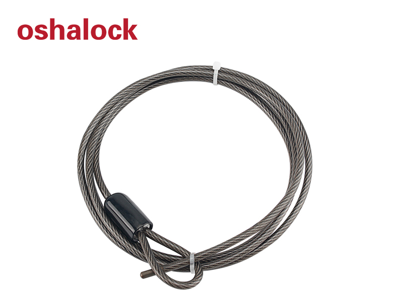 Stainless steel cable with PVC UV-resistant coating